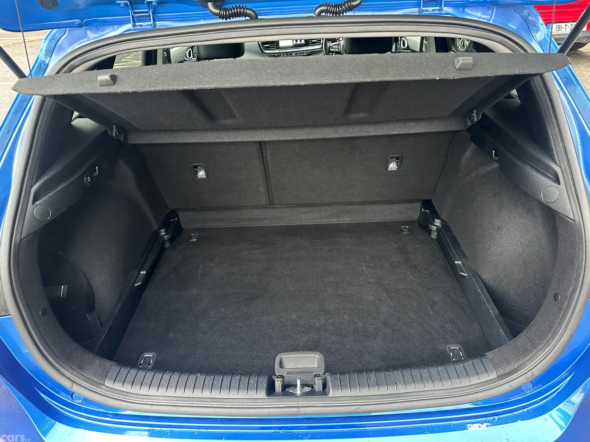 Kia Ceed Hatchback, Petrol, 2018, Blue