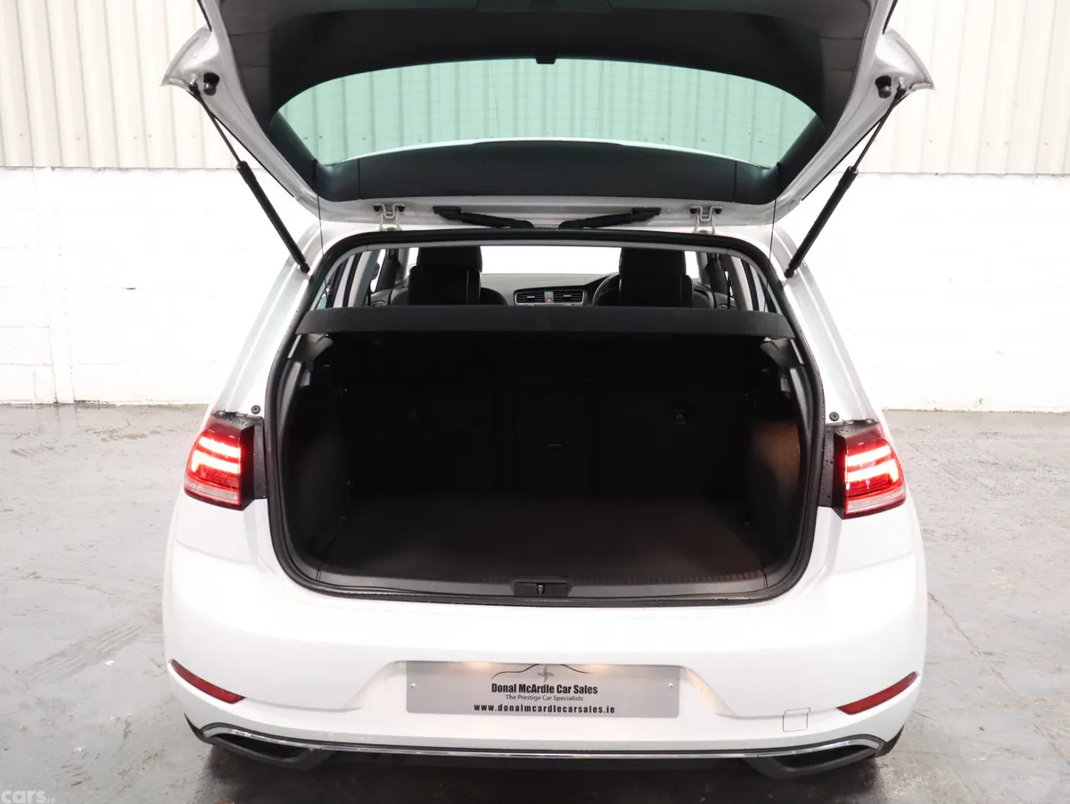 Volkswagen Golf Hatchback, Petrol, 2018, White