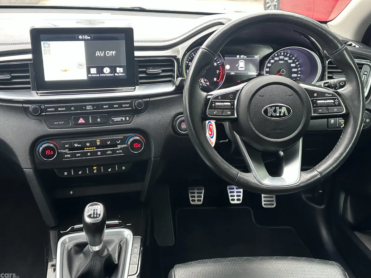 Kia Ceed Hatchback, Petrol, 2018, Blue