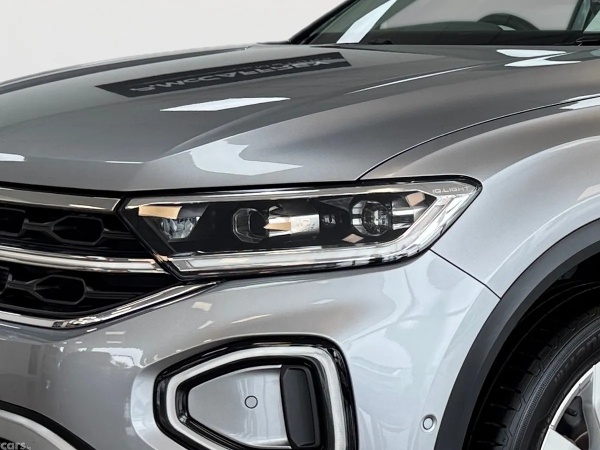 Volkswagen T-Roc SUV, Diesel, 2023, Silver