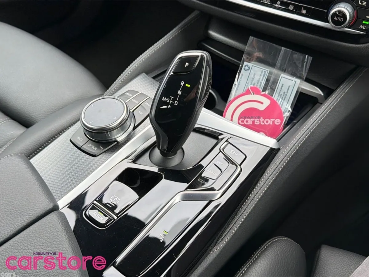 BMW 5-Series Estate, Diesel, 2023, Black