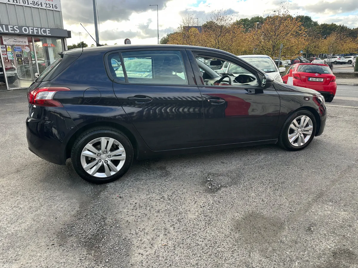 Peugeot 308 Hatchback, Diesel, 2016, Blue
