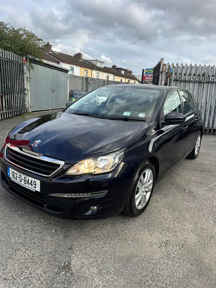 Peugeot 308 Hatchback, Diesel, 2016, Blue