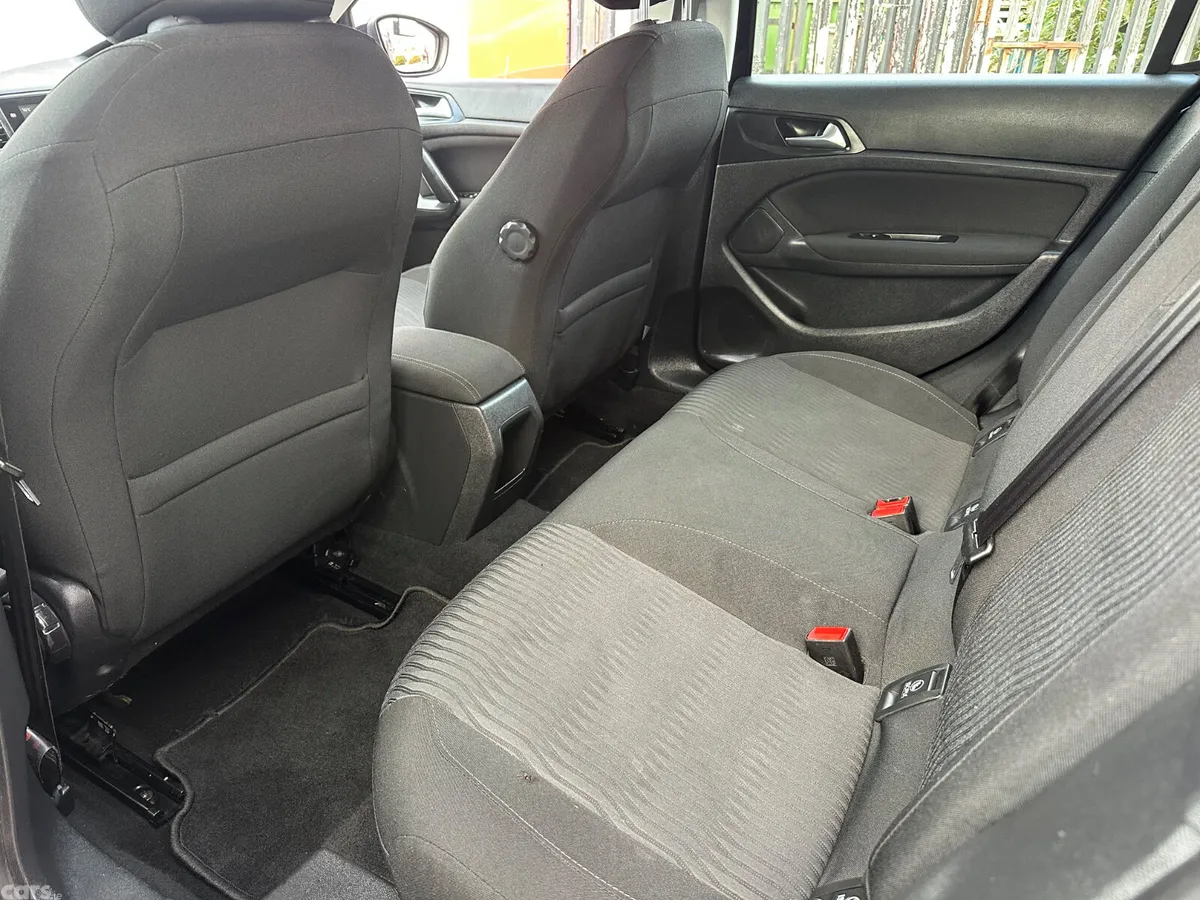 Peugeot 308 Hatchback, Diesel, 2016, Blue
