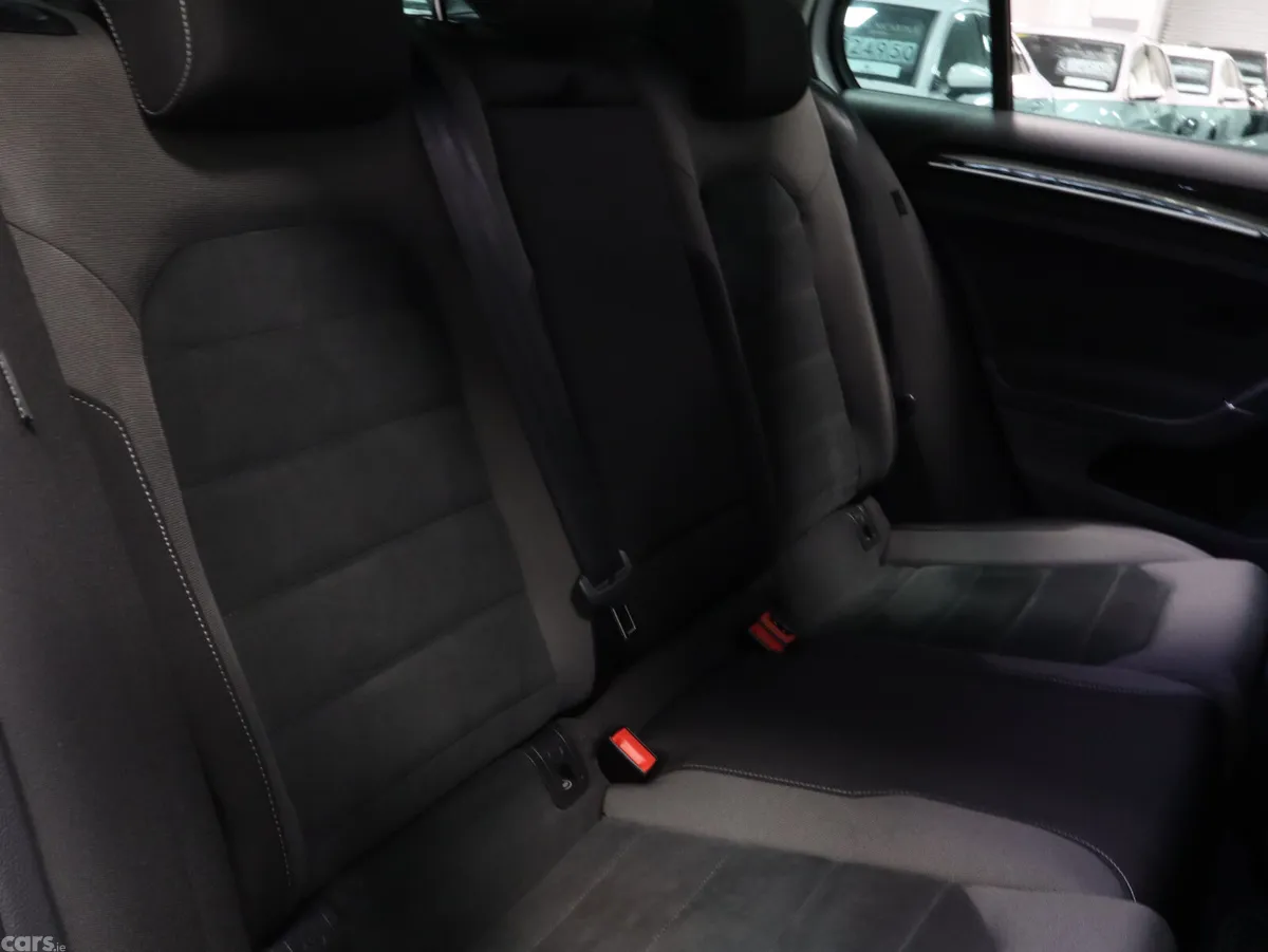 Volkswagen Golf Hatchback, Petrol, 2018, White