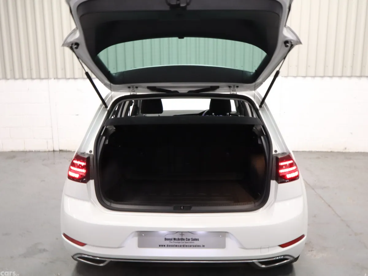 Volkswagen Golf Hatchback, Petrol, 2018, White