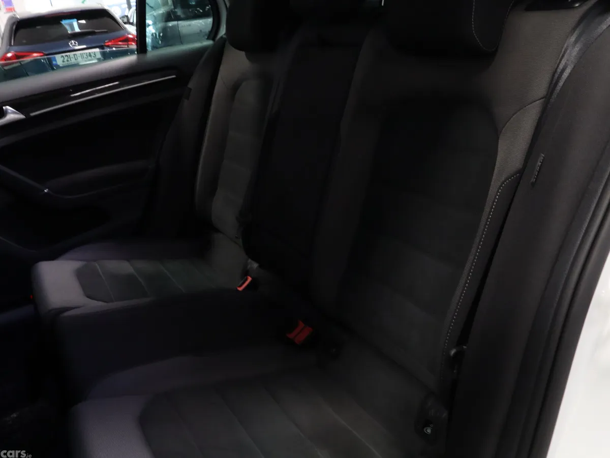 Volkswagen Golf Hatchback, Petrol, 2018, White