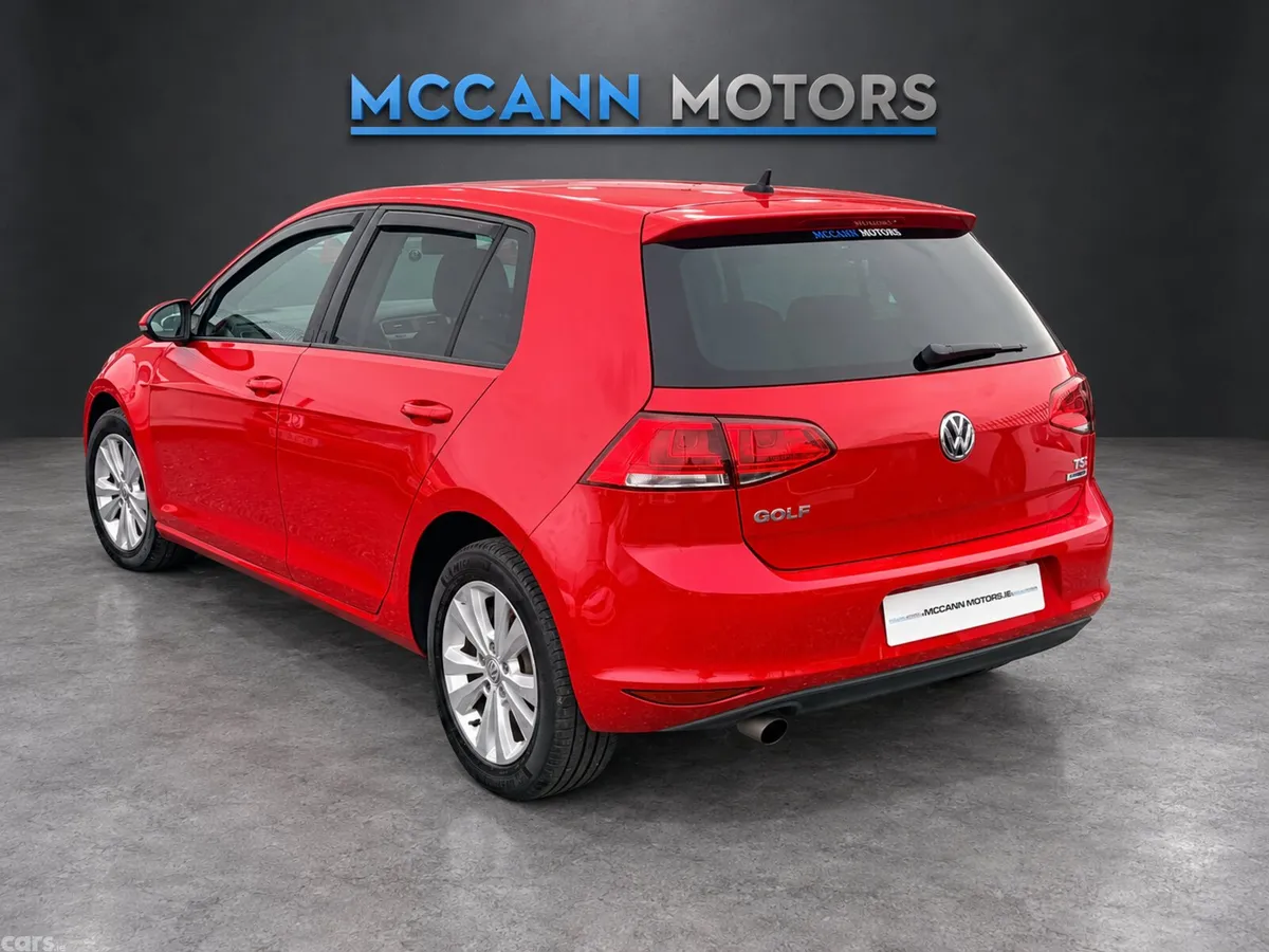 Volkswagen Golf Estate, Petrol, 2016, Red