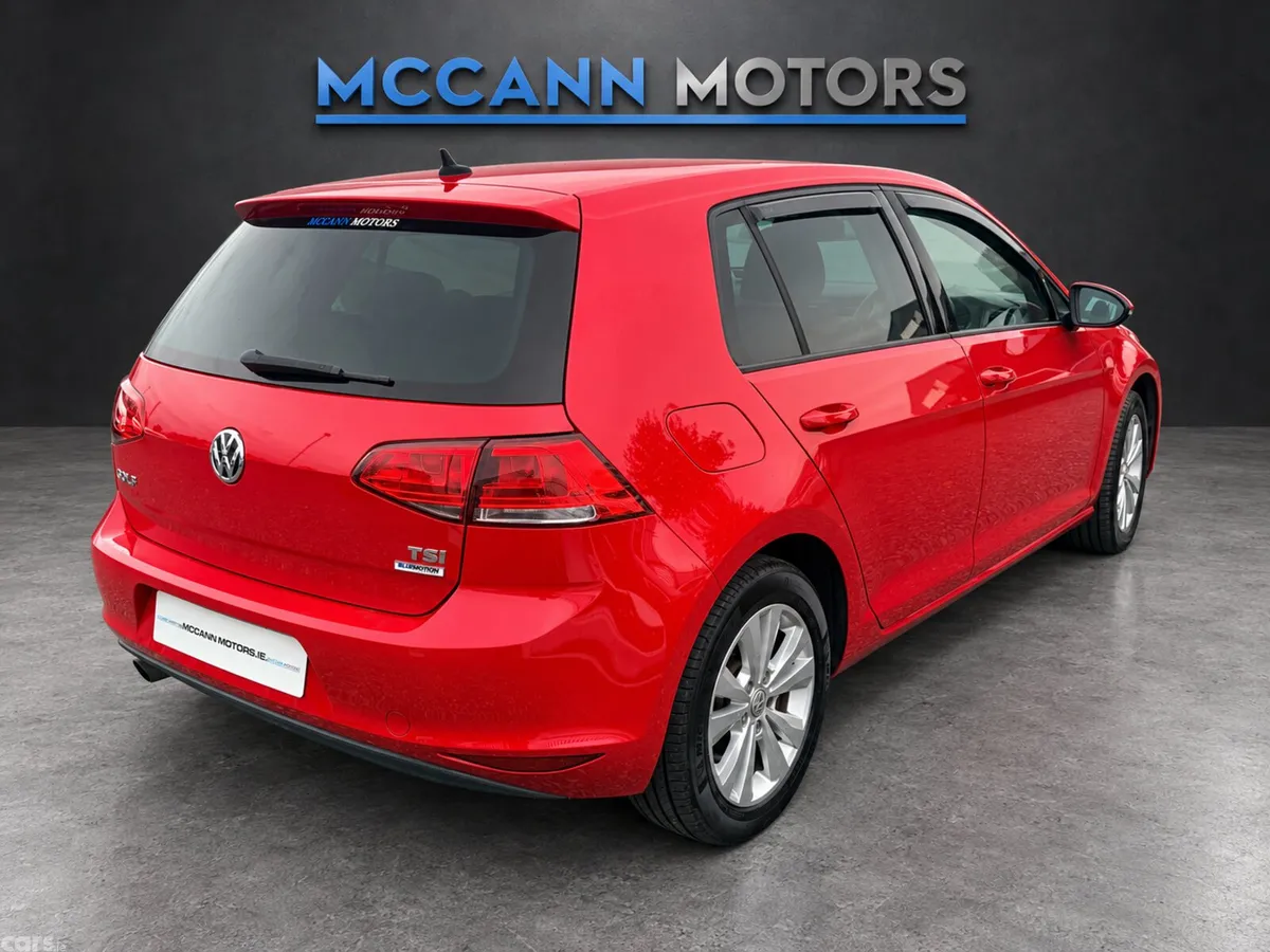 Volkswagen Golf Estate, Petrol, 2016, Red