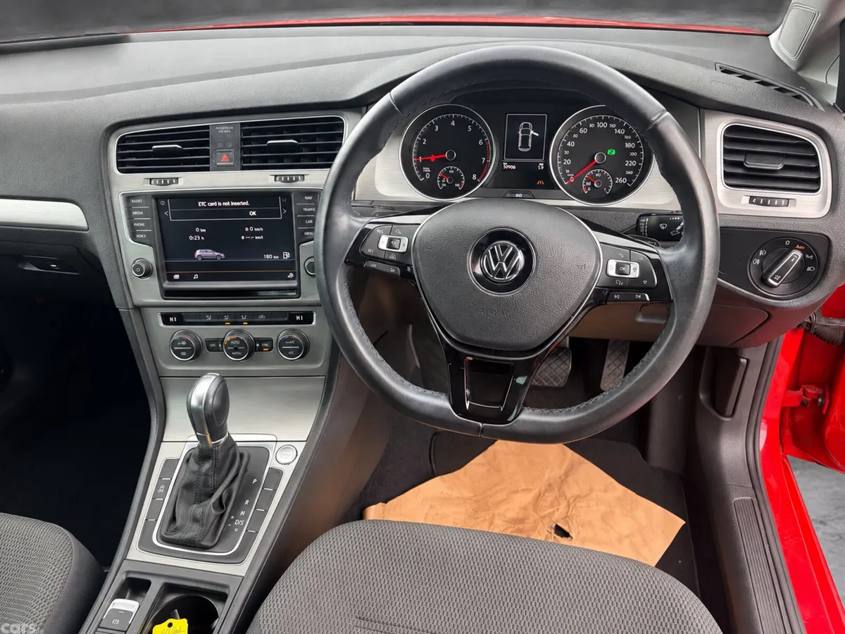 Volkswagen Golf Estate, Petrol, 2016, Red