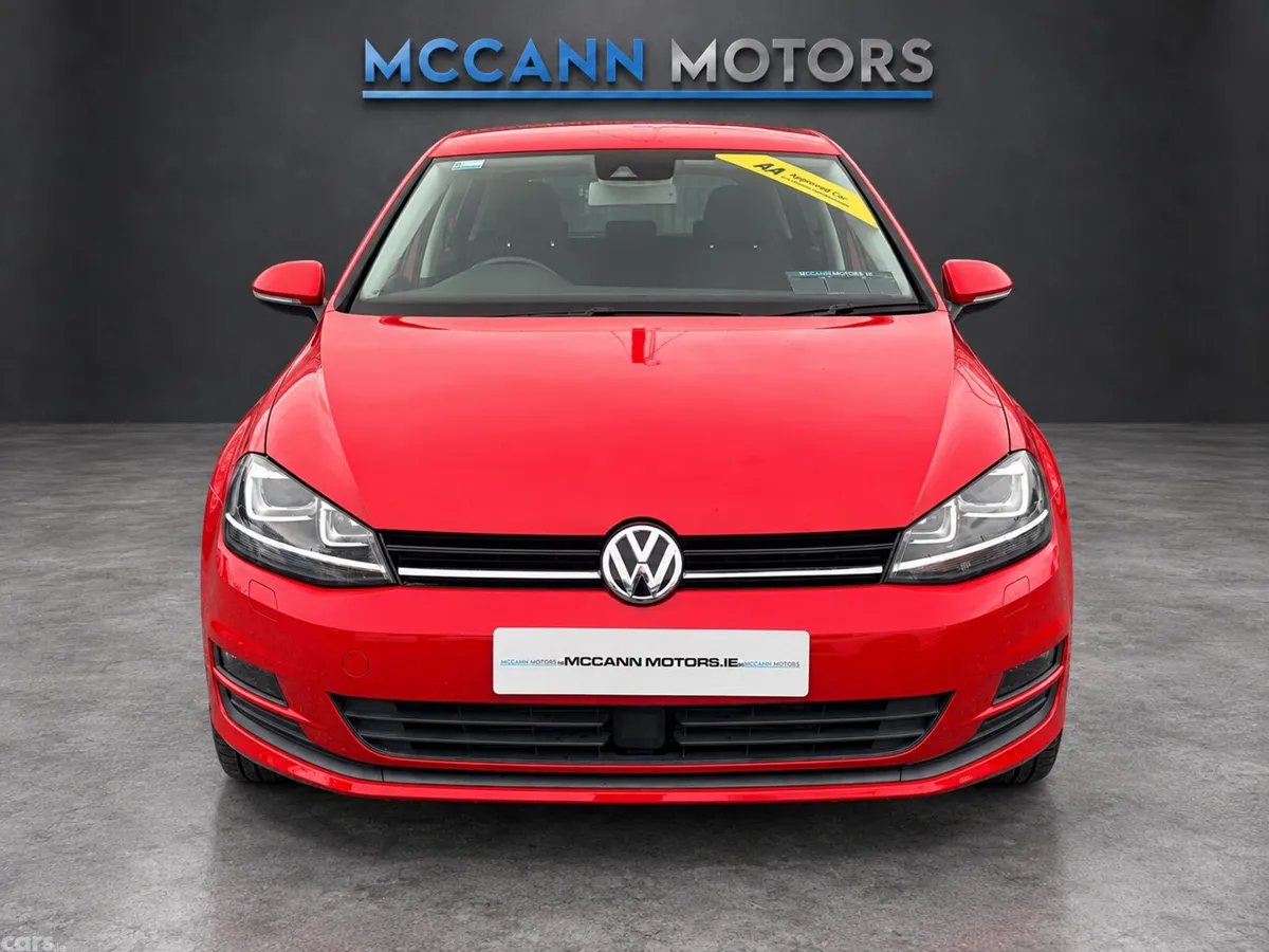 Volkswagen Golf Estate, Petrol, 2016, Red