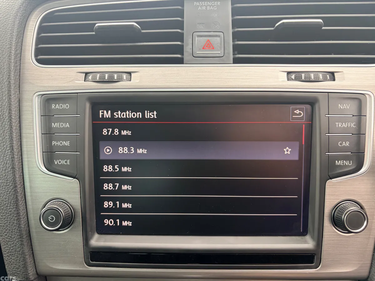 Volkswagen Golf Estate, Petrol, 2016, Red