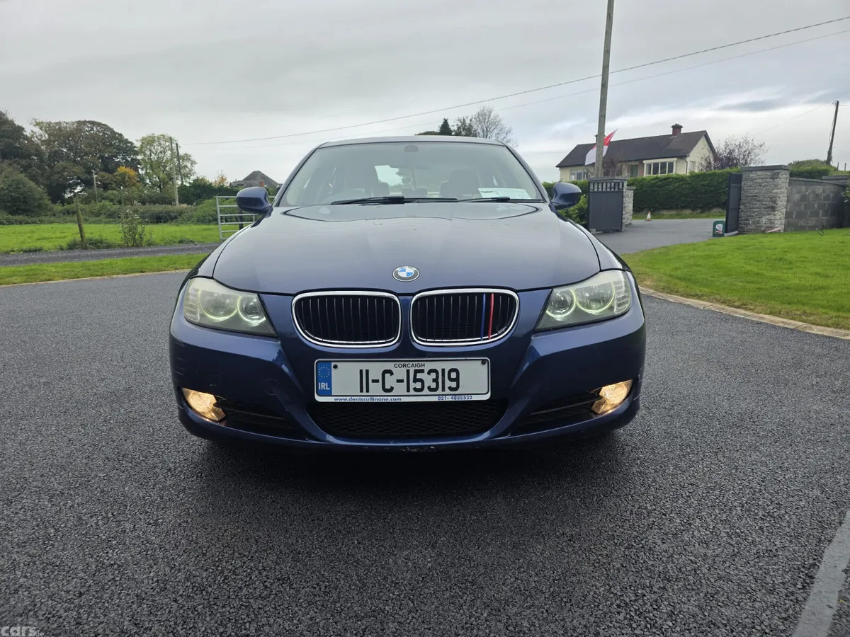 BMW 3-Series Saloon, Diesel, 2011, Blue