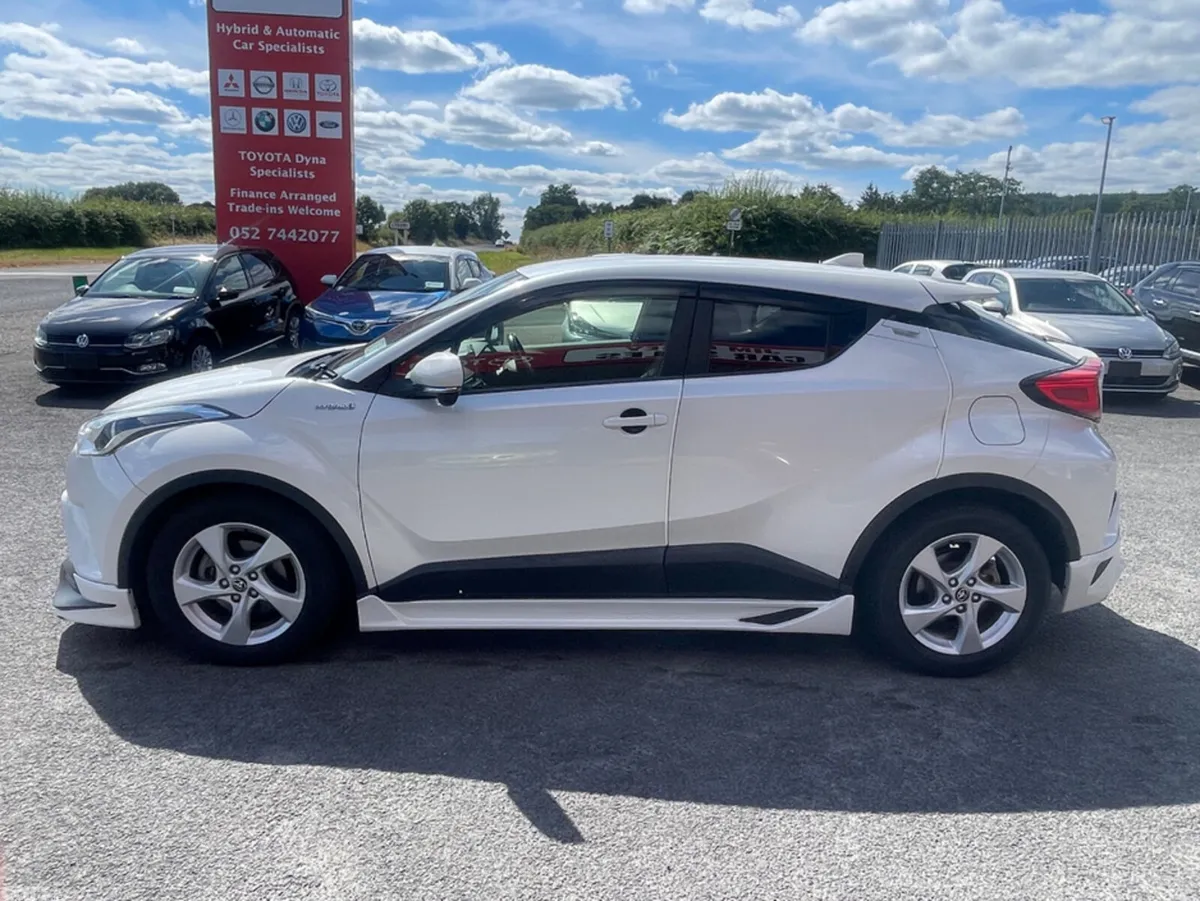 Toyota C-HR Hatchback, Petrol Hybrid, 2017, White