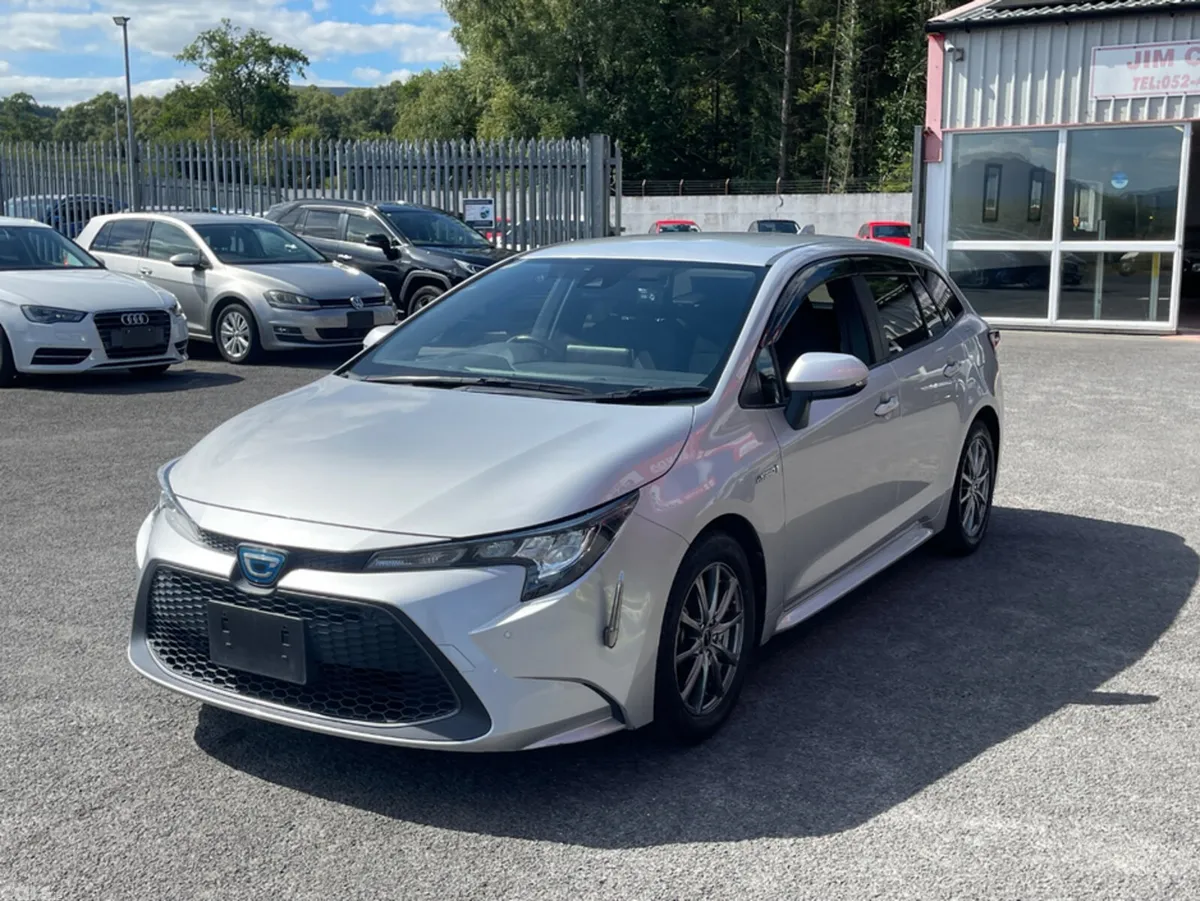 Toyota Corolla Estate, Petrol Hybrid, 2019, Silver
