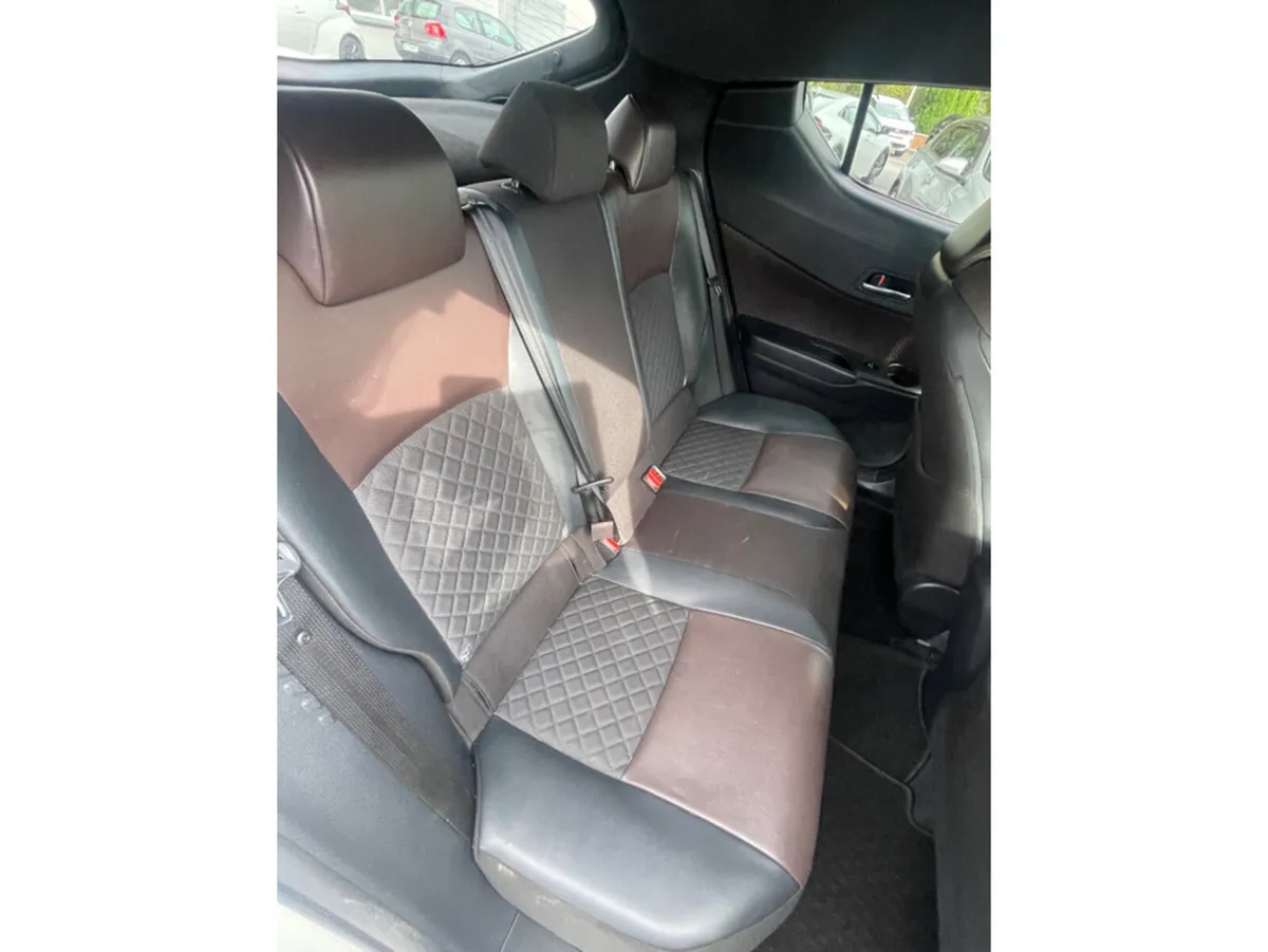 Toyota C-HR Hatchback, Petrol Hybrid, 2018, White