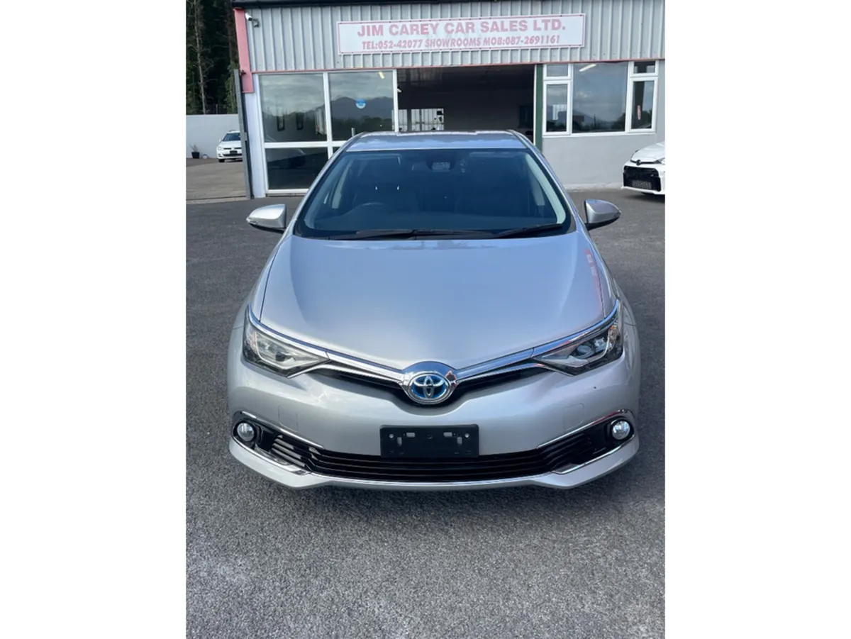 Toyota Auris Hatchback, Petrol Hybrid, 2018, Silver