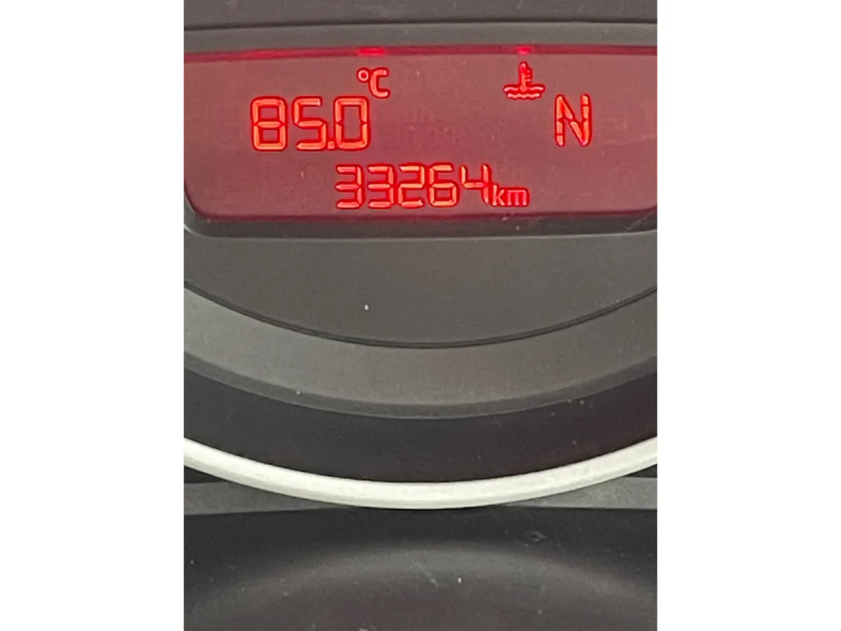 Volkswagen up! Hatchback, Petrol, 2015, Red