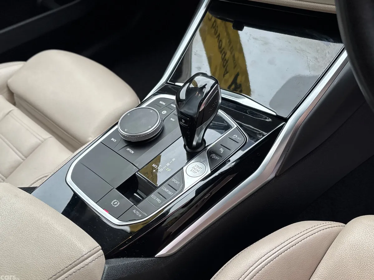 BMW 3-Series Saloon, Diesel, 2019, Black