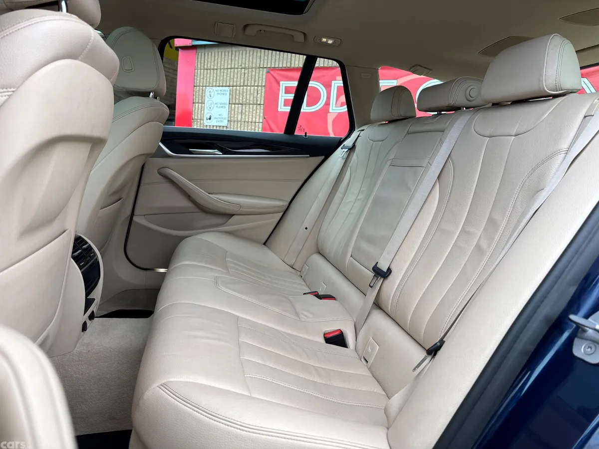 BMW 5-Series Estate, Diesel, 2017, Blue