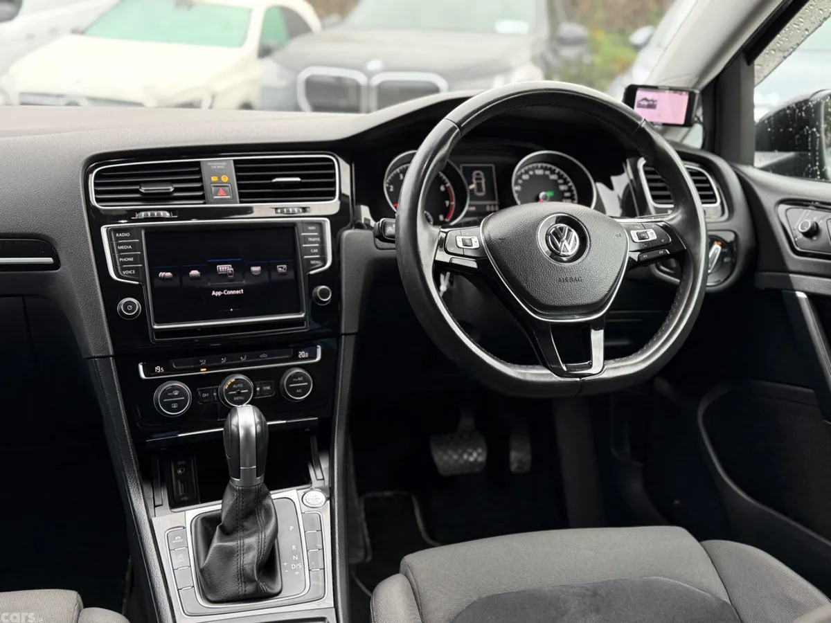 Volkswagen Golf Hatchback, Petrol, 2017, Black