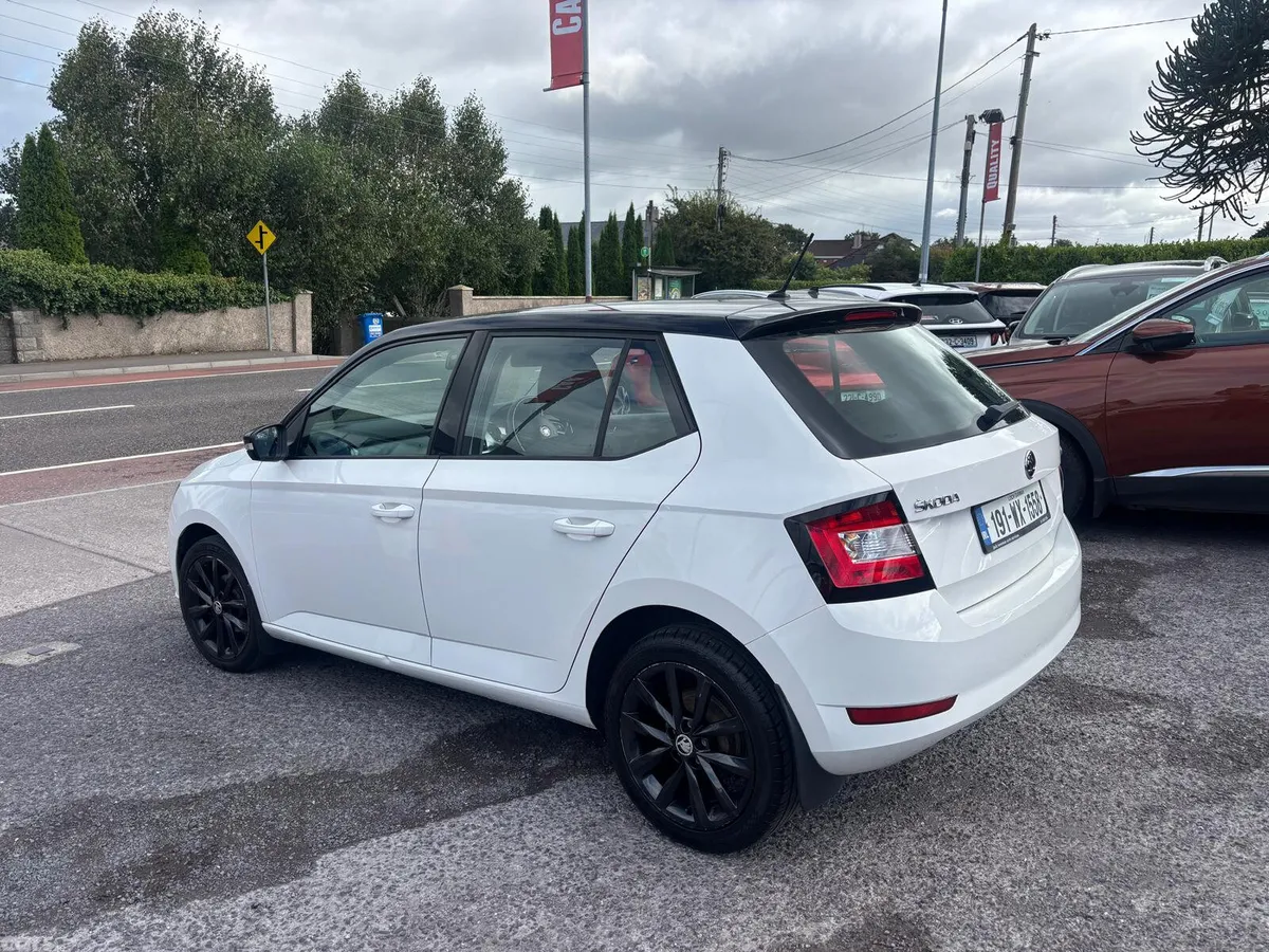 Skoda Fabia Hatchback, Petrol, 2019, White