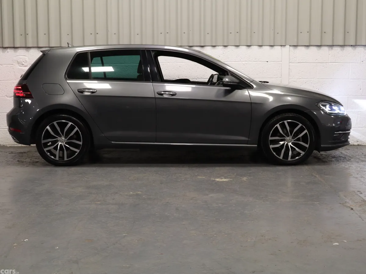 Volkswagen Golf Hatchback, Petrol, 2018, Grey