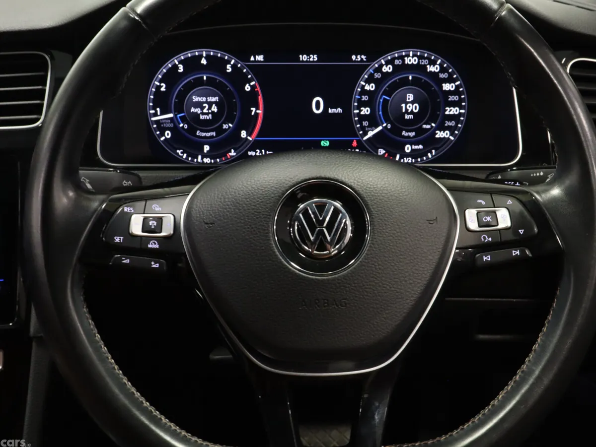 Volkswagen Golf Hatchback, Petrol, 2018, Grey
