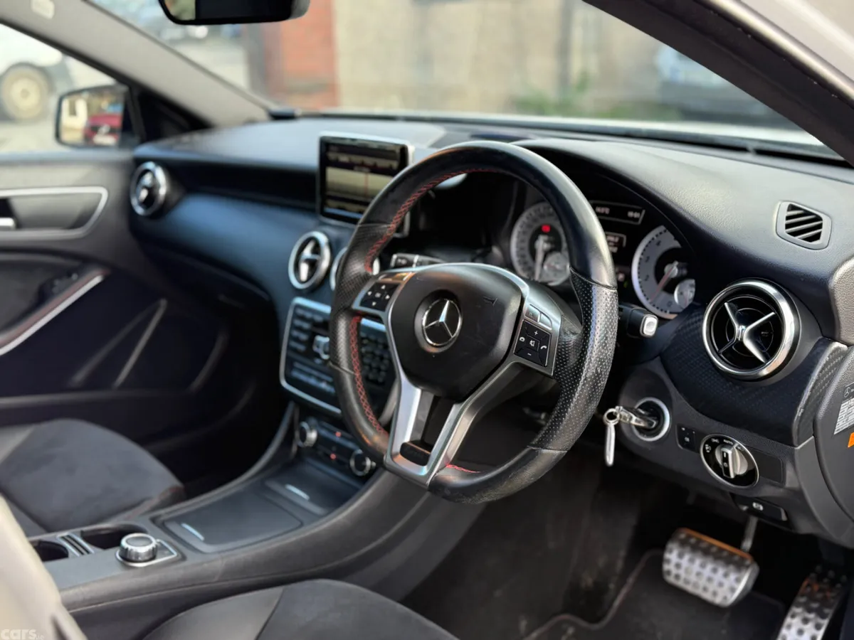 Mercedes-Benz A-Class Hatchback, Petrol, 2013, White