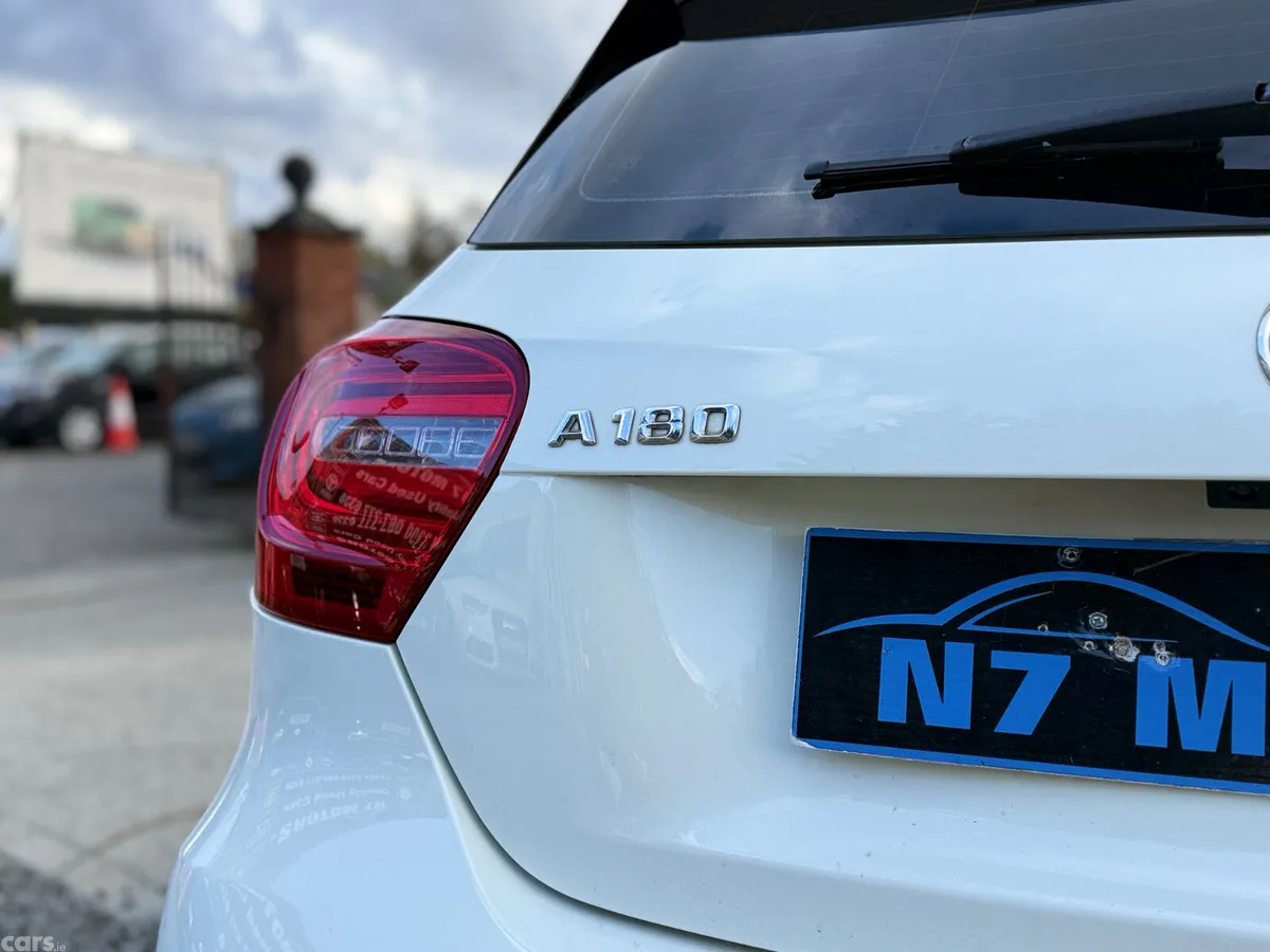 Mercedes-Benz A-Class Hatchback, Petrol, 2013, White