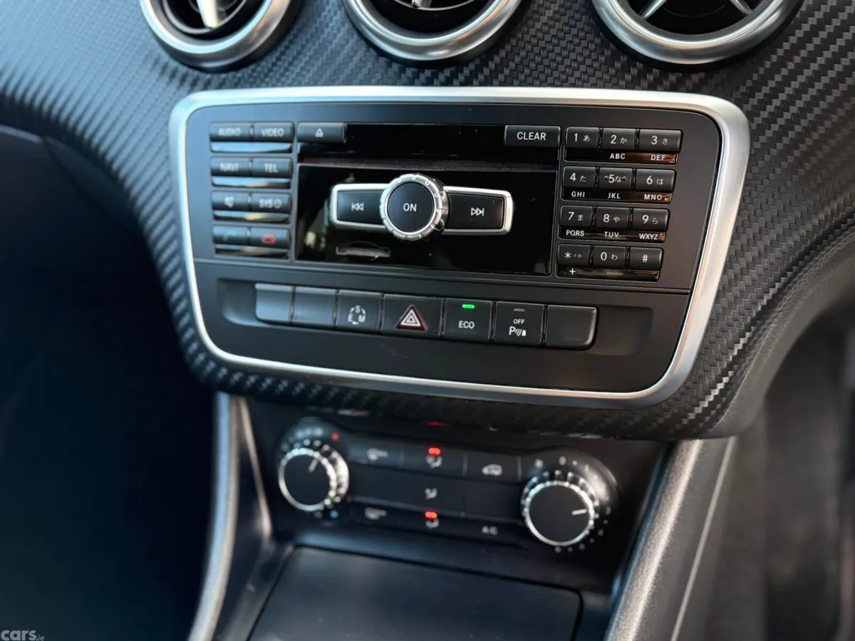Mercedes-Benz A-Class Hatchback, Petrol, 2013, White