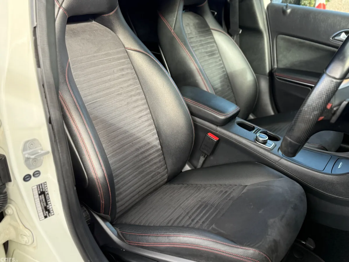 Mercedes-Benz A-Class Hatchback, Petrol, 2013, White