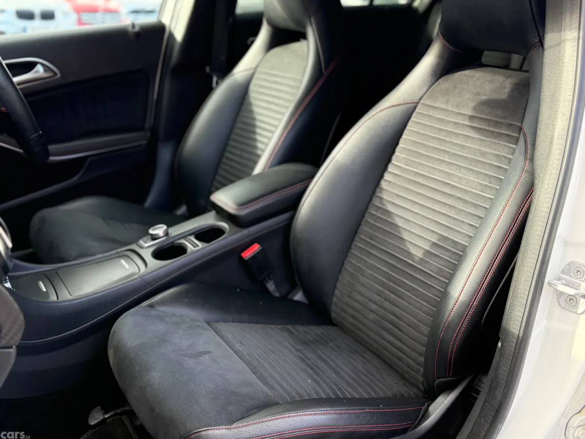 Mercedes-Benz A-Class Hatchback, Petrol, 2013, White