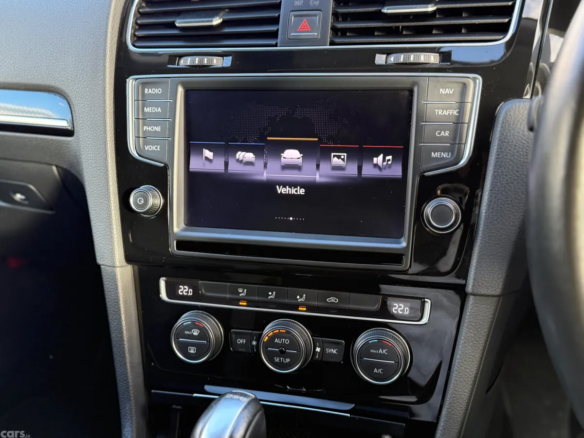 Volkswagen Golf Hatchback, Petrol, 2013, White