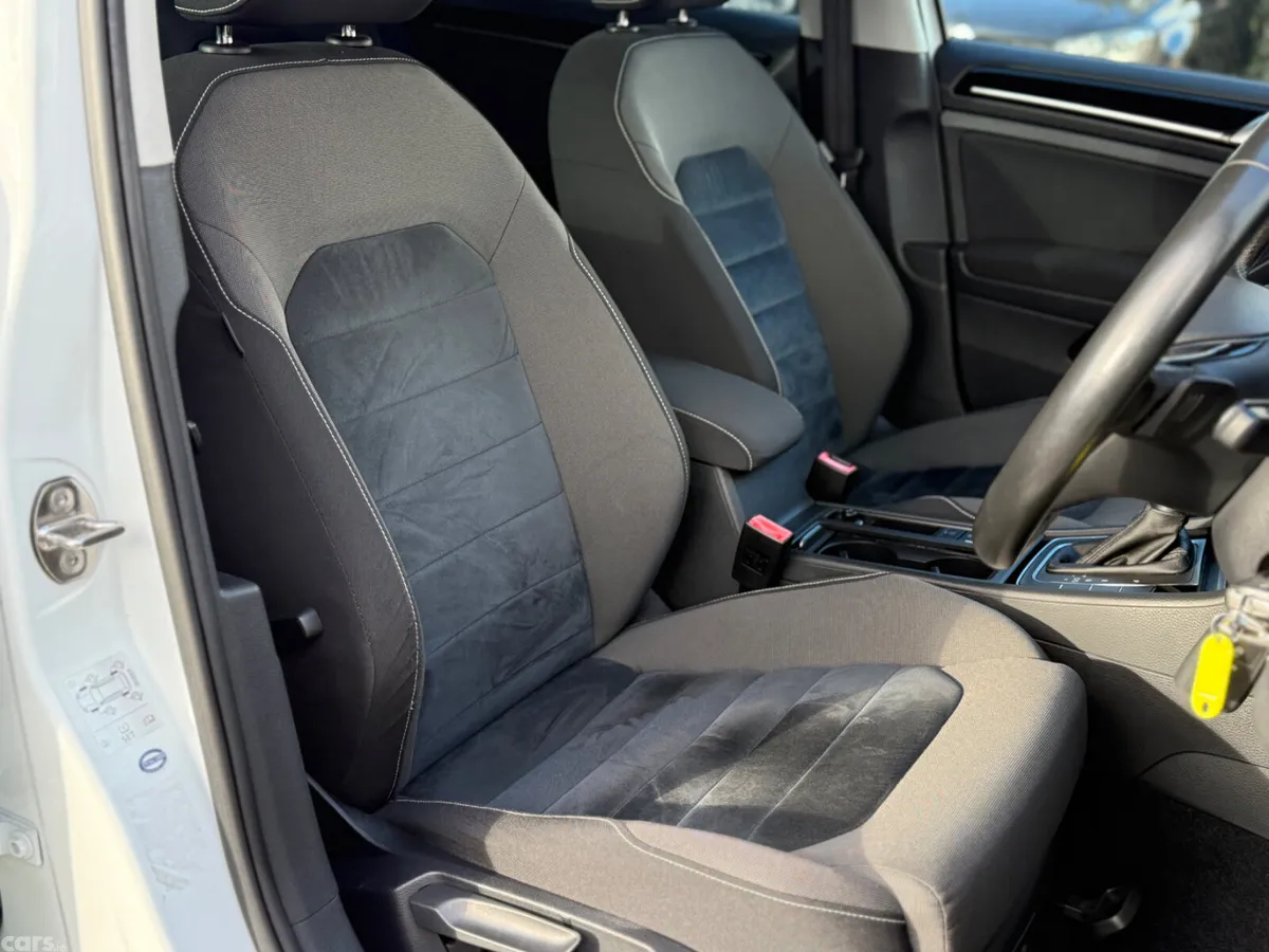 Volkswagen Golf Hatchback, Petrol, 2013, White