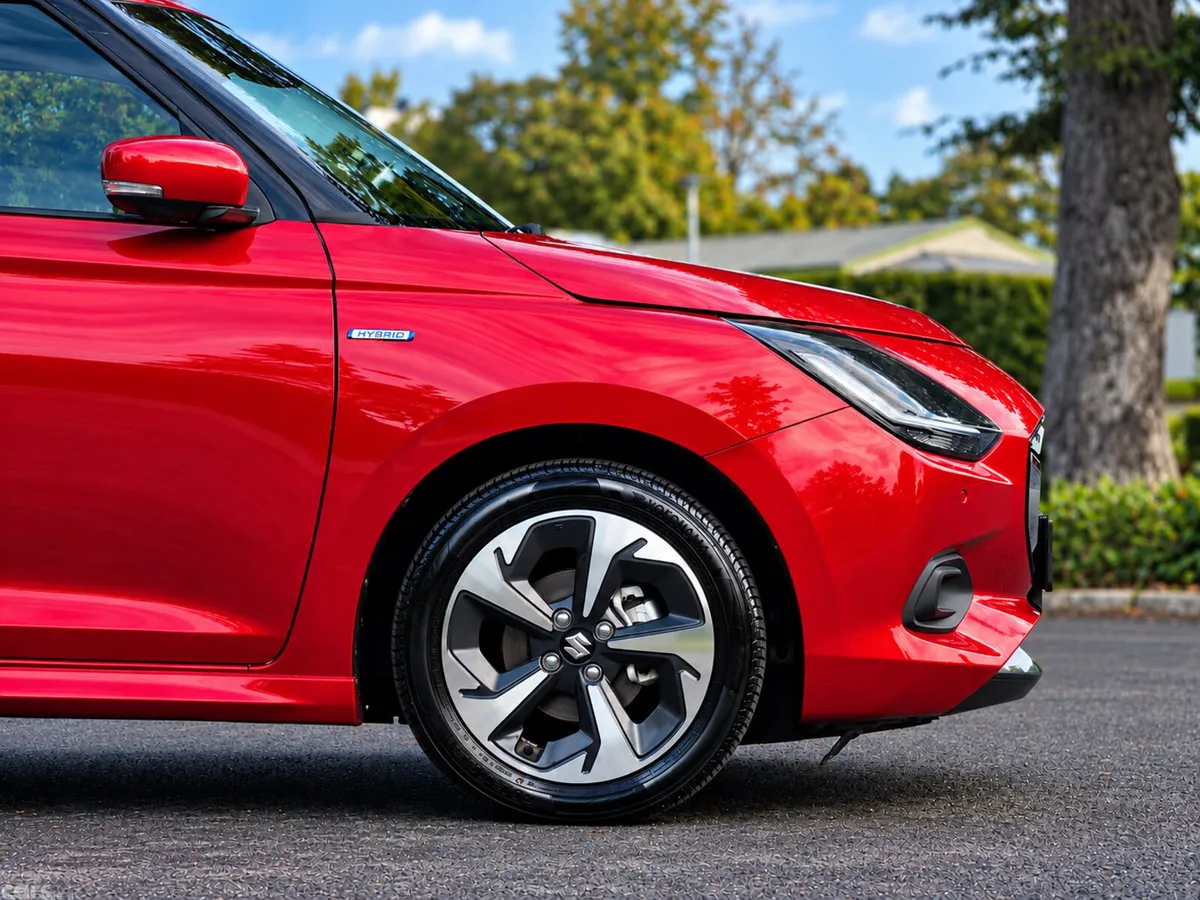 Suzuki Swift Hatchback, Petrol Hybrid, 2024, Red