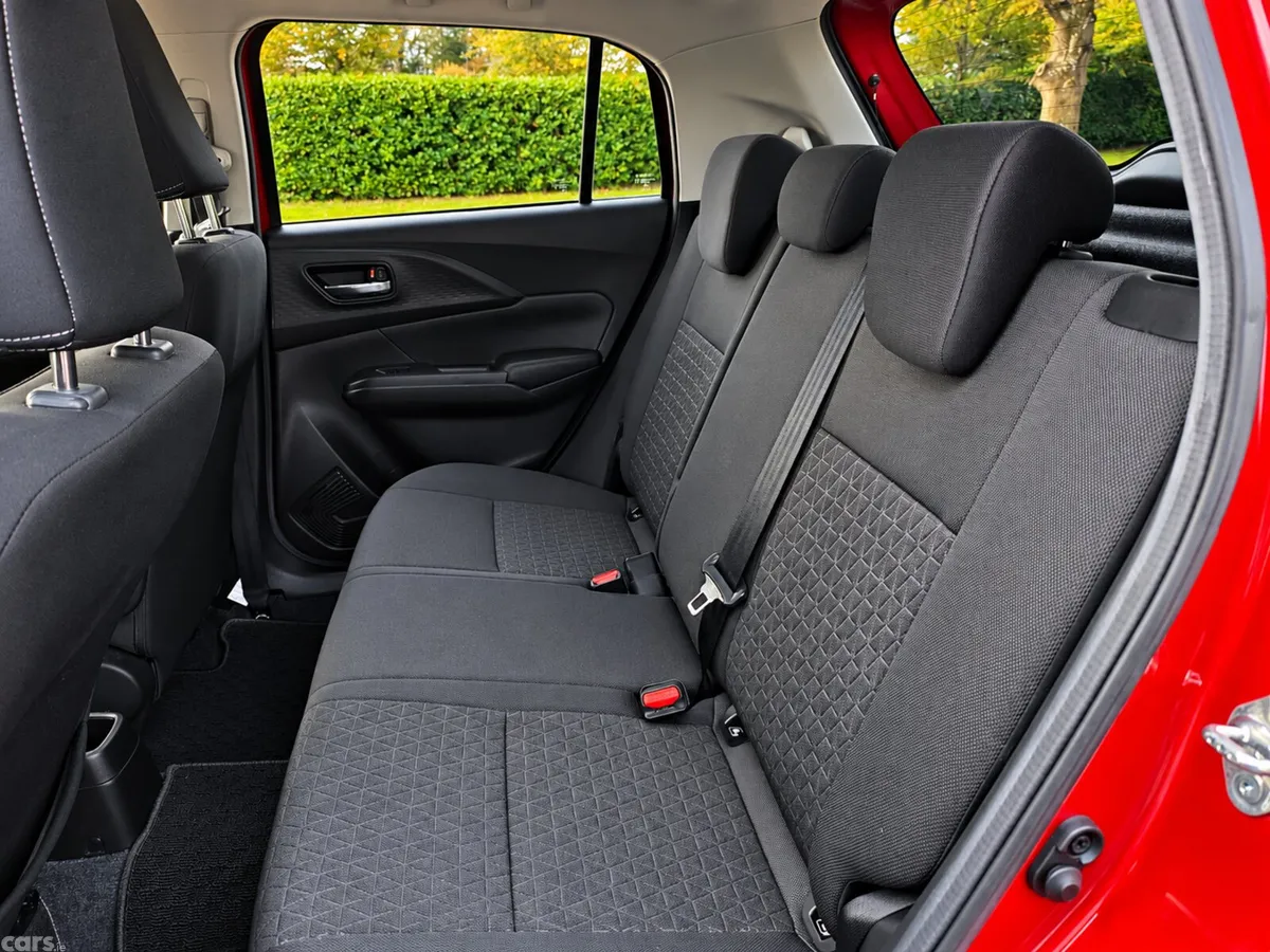 Suzuki Swift Hatchback, Petrol Hybrid, 2024, Red