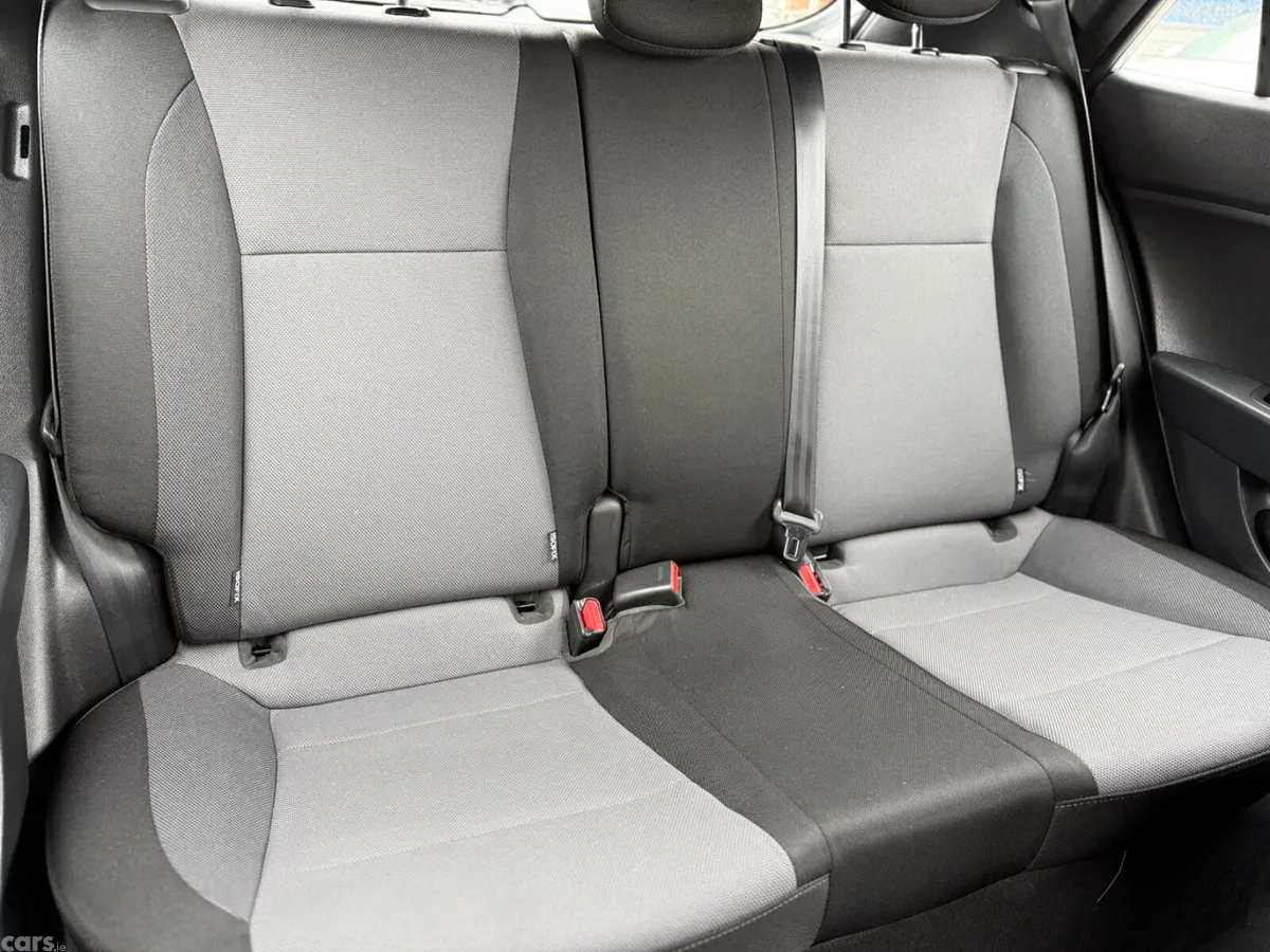 Hyundai i20 Hatchback, Petrol, 2020, Grey