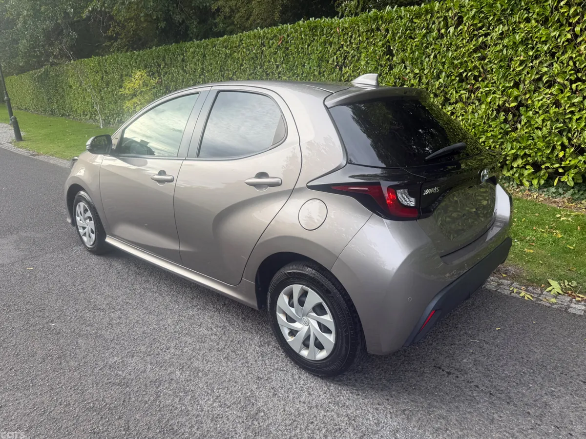 Toyota Yaris Hatchback, Petrol Hybrid, 2021, Beige