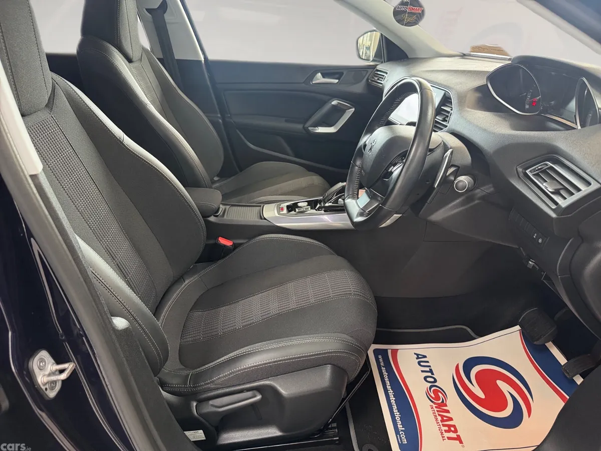 Peugeot 308 Estate, Diesel, 2020, Blue