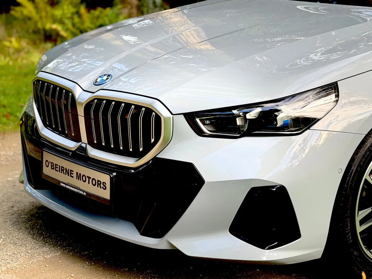 BMW 5-Series Saloon, Petrol Plug-in Hybrid, 2024, Grey