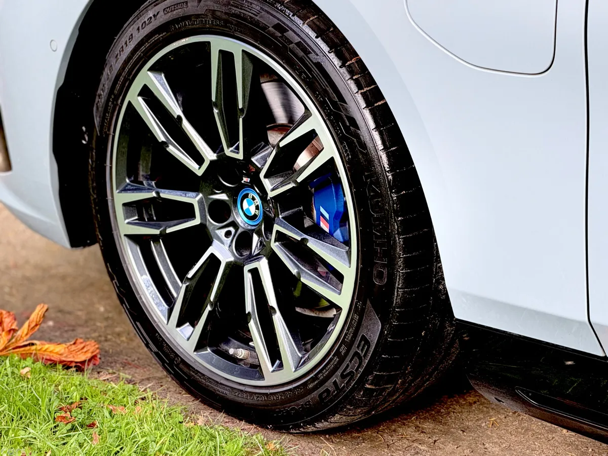 BMW 5-Series Saloon, Petrol Plug-in Hybrid, 2024, Grey