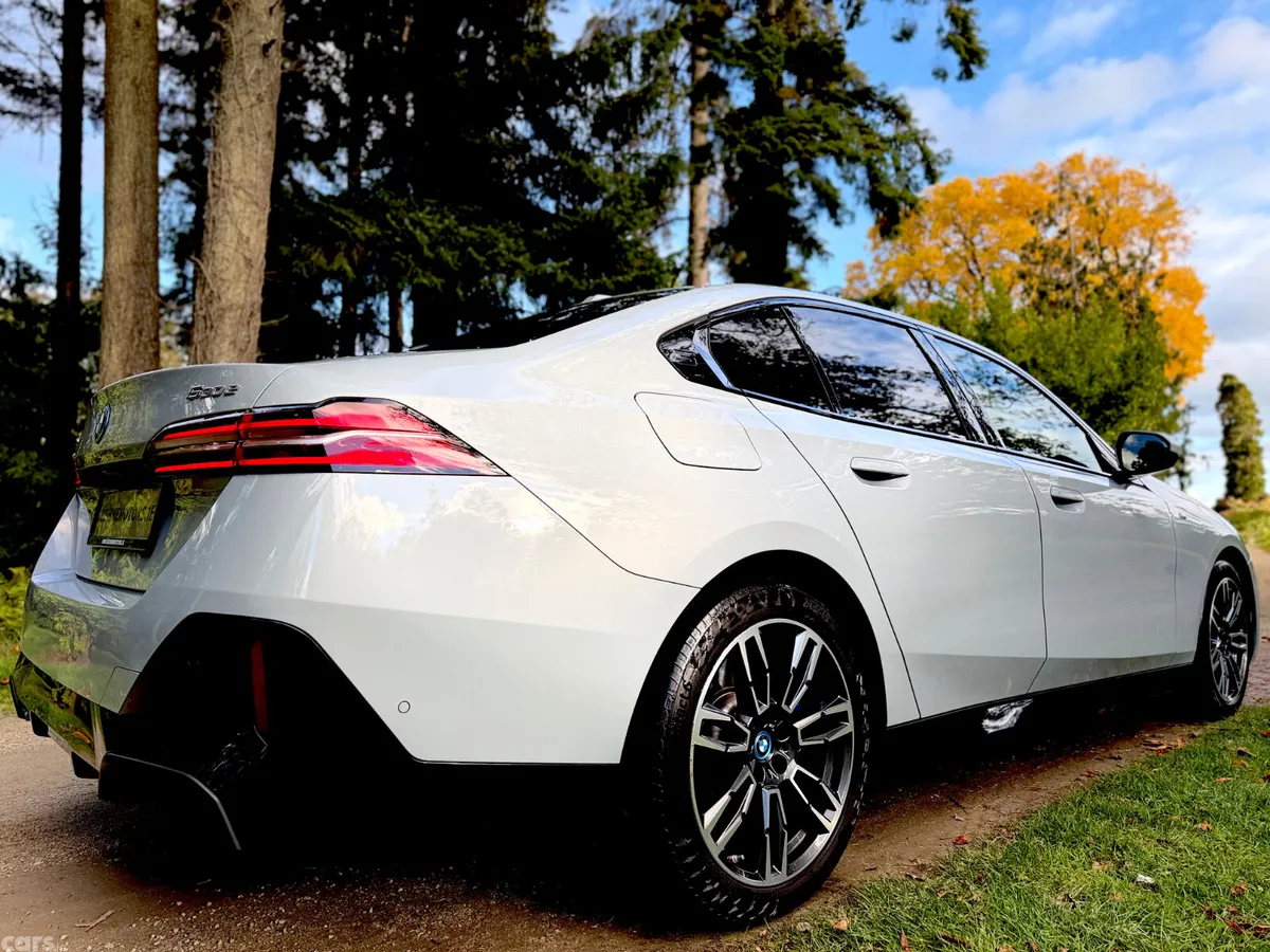 BMW 5-Series Saloon, Petrol Plug-in Hybrid, 2024, Grey