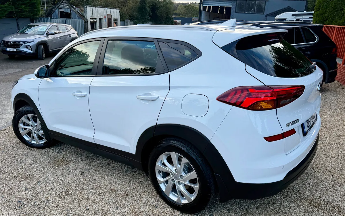 Hyundai Tucson SUV, Petrol, 2019, White