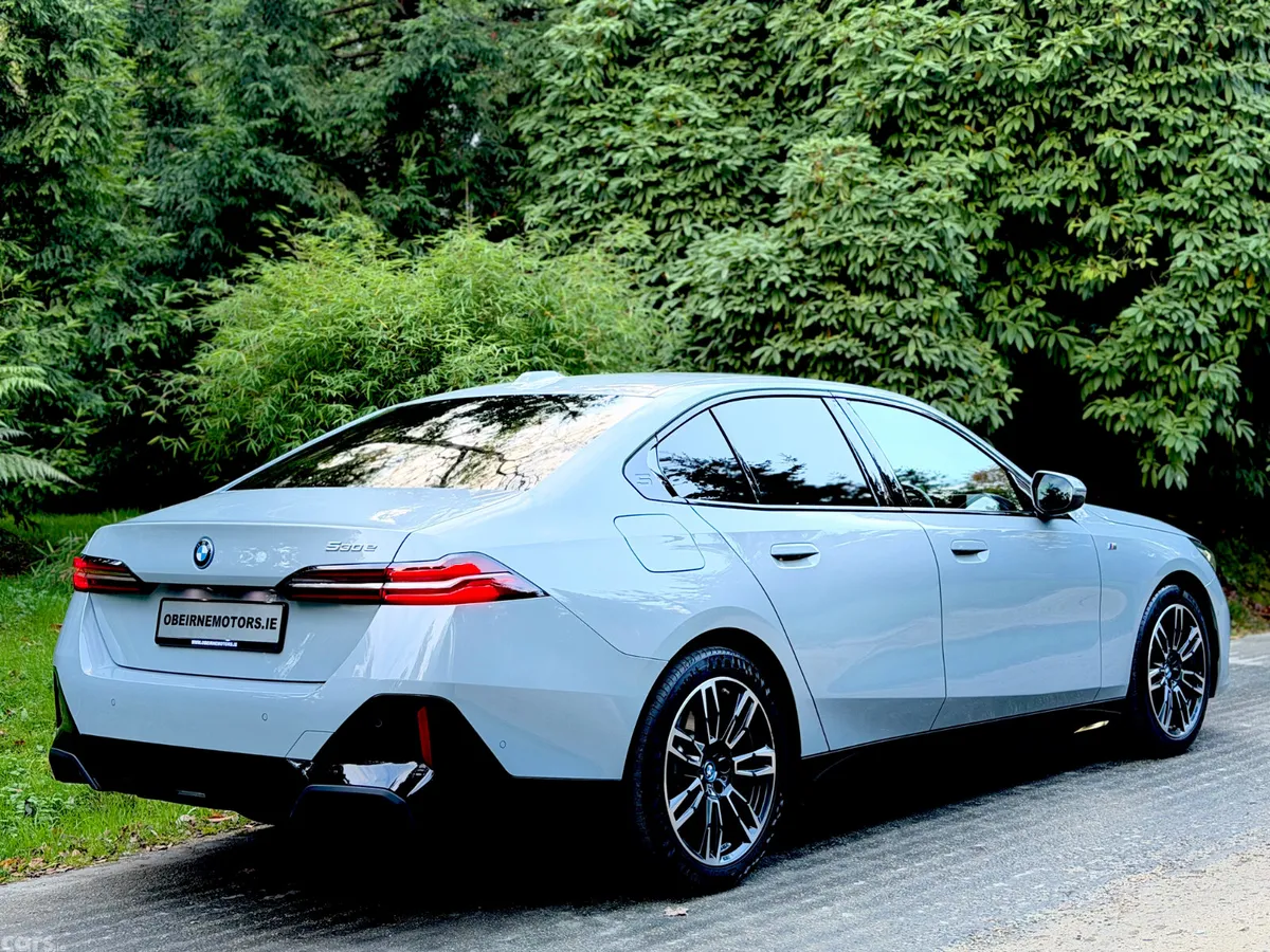 BMW 5-Series Saloon, Petrol Plug-in Hybrid, 2024, Grey