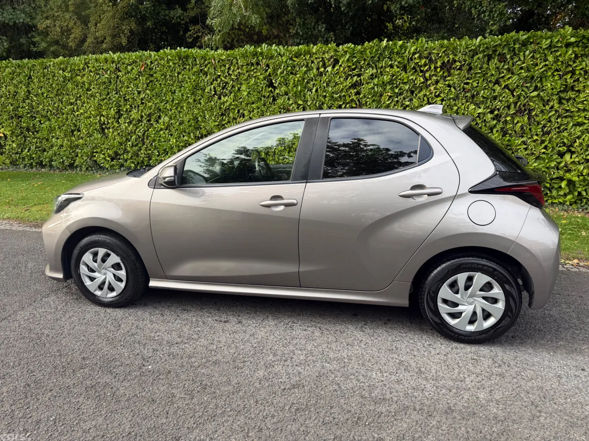 Toyota Yaris Hatchback, Petrol Hybrid, 2021, Beige