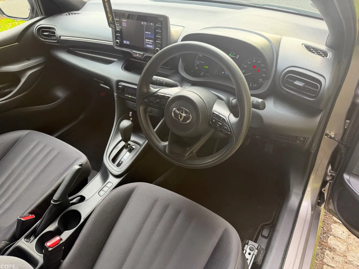 Toyota Yaris Hatchback, Petrol Hybrid, 2021, Beige