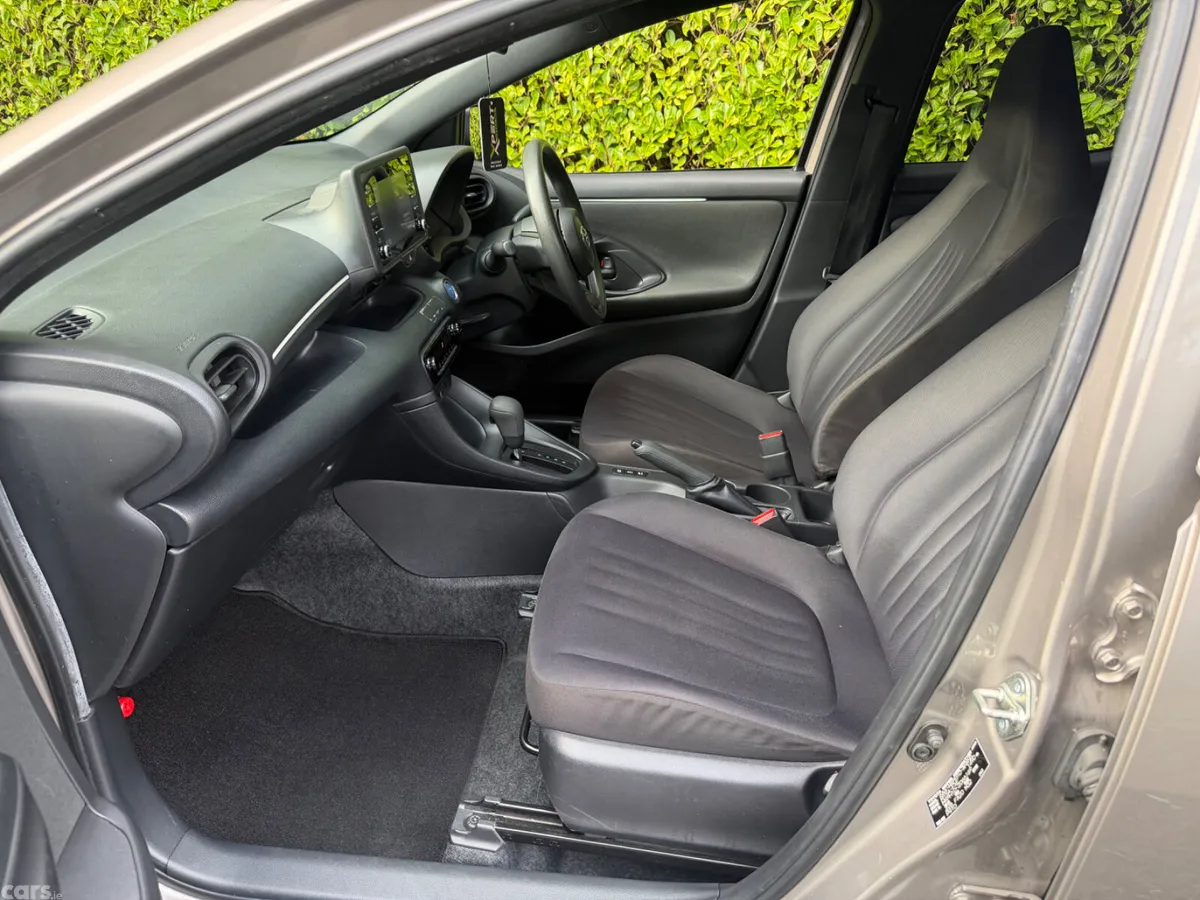 Toyota Yaris Hatchback, Petrol Hybrid, 2021, Beige