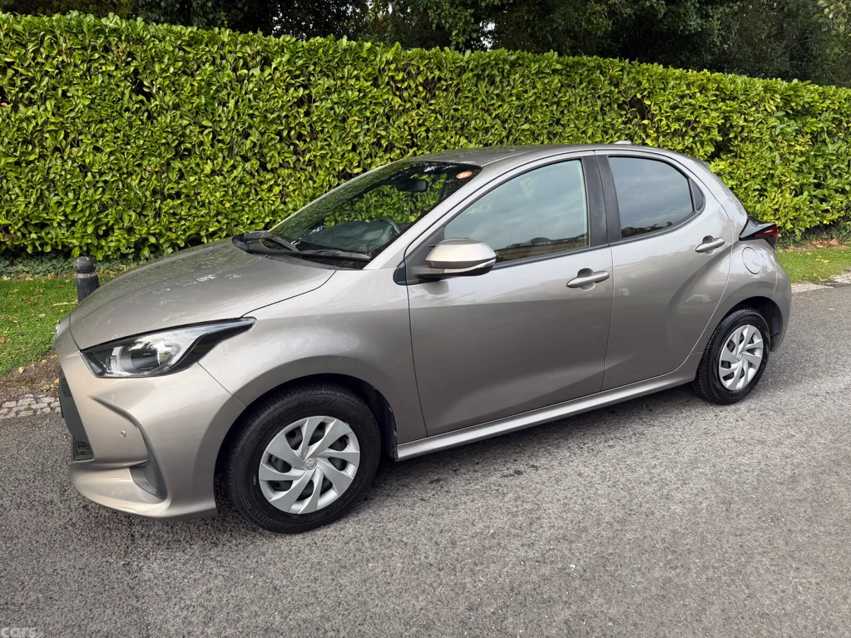 Toyota Yaris Hatchback, Petrol Hybrid, 2021, Beige