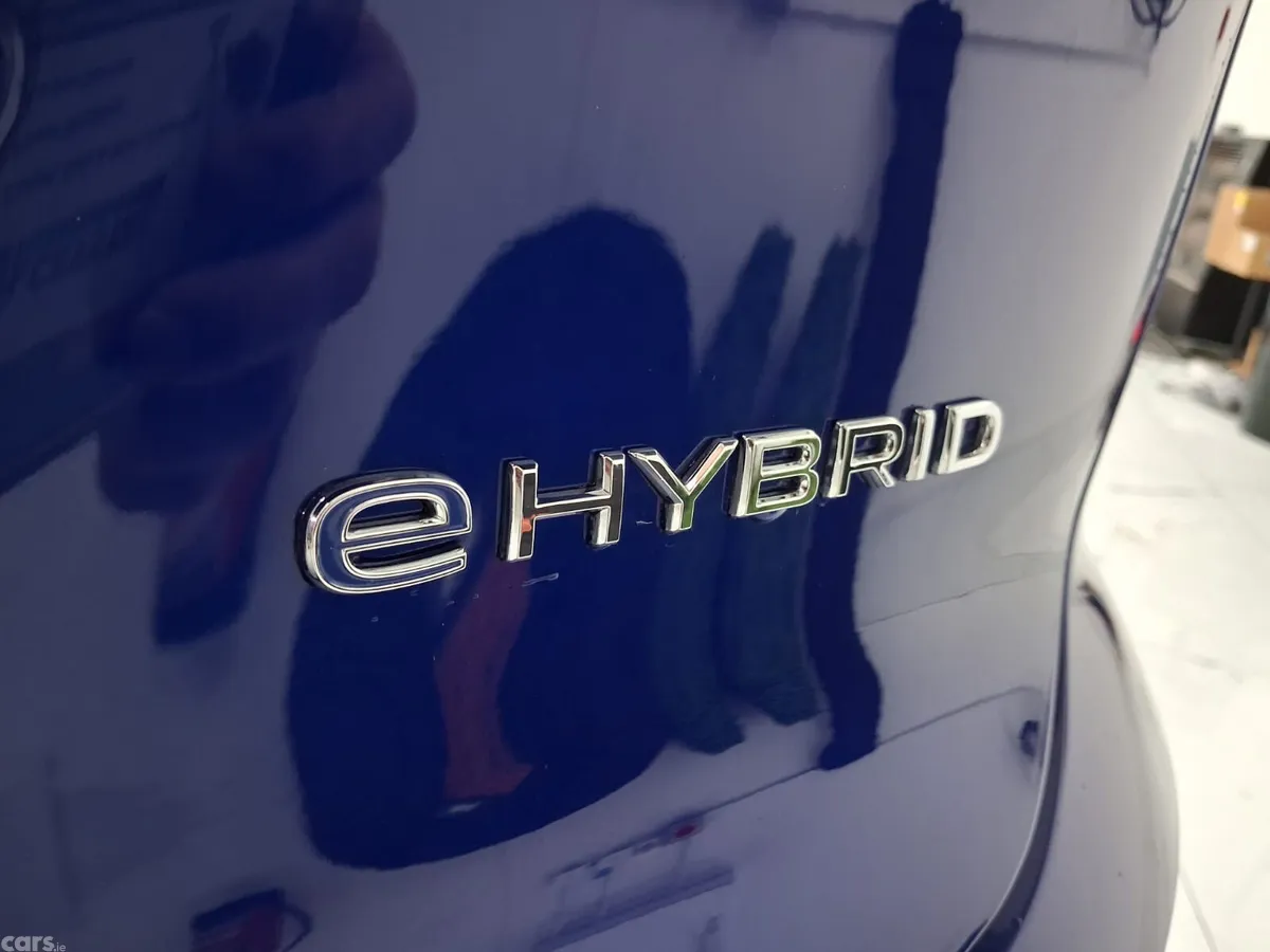 Volkswagen Touareg SUV, Petrol Plug-in Hybrid, 2026, Blue